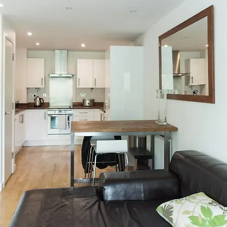 Prospect House Apartment * London