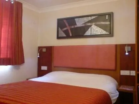 Eurotraveller Hotel- Express Hotel