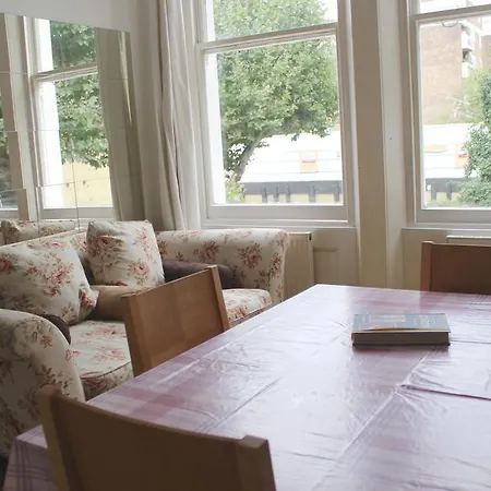 Maida Vale 92 Apartment London