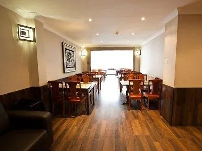 Banks Hotel 2*