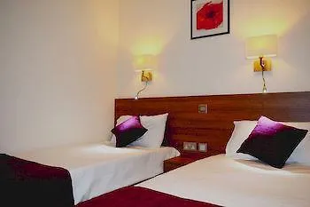 Kings 3* London