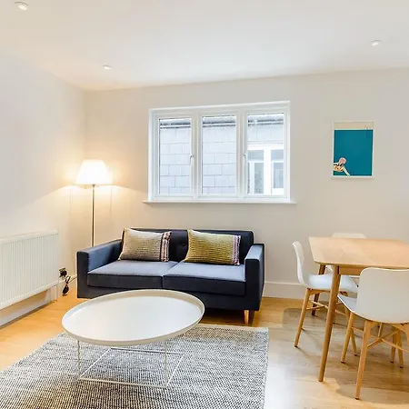 Native Fulham Apartament *