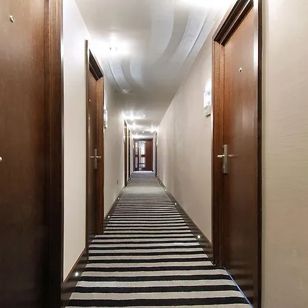 Park Grand Kensington Hotel