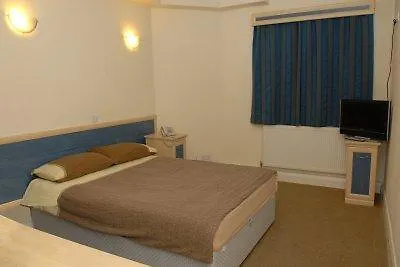 Hostel St Georgio Ilford