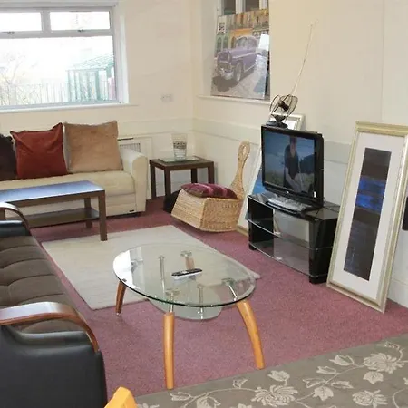 Manor House London 2*
