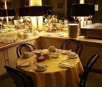 The Diplomat Otel Londra