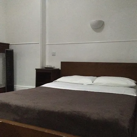 伦敦洲际酒店 2*