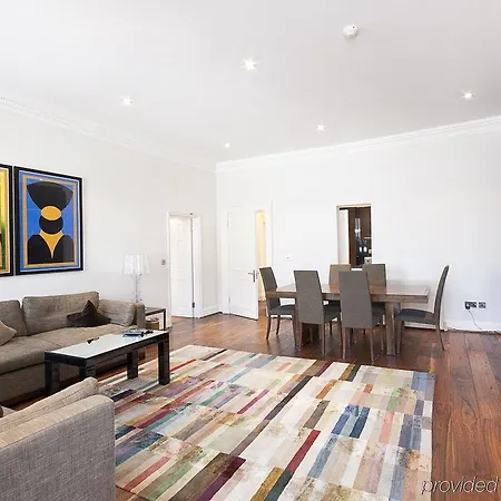 Aparthotel 17 Hertford Street 3*