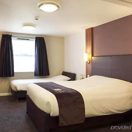 Premier London Town Centre Hotel 3*