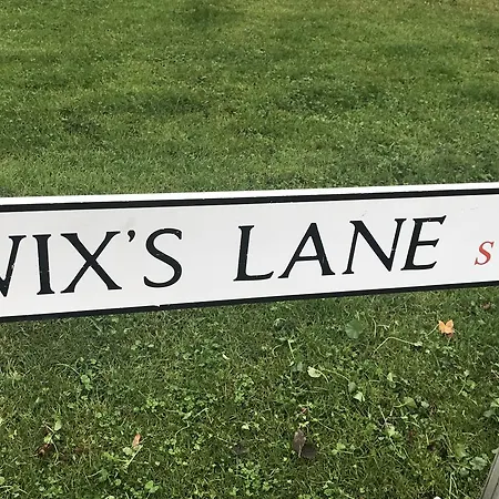 Apartment Wix's Lane *