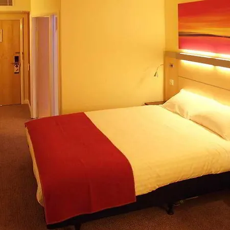Holiday Express - Newbury Park, An Ihg 3*
