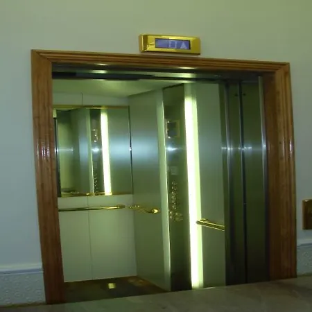 Olympic House Hotel