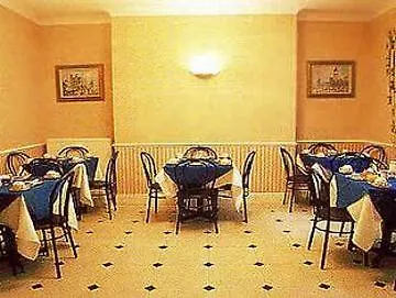 Avon Hotell London