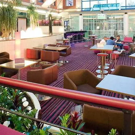 Novotel London Heathrow Airport M4 Jct. 4 Hotel Hillingdon