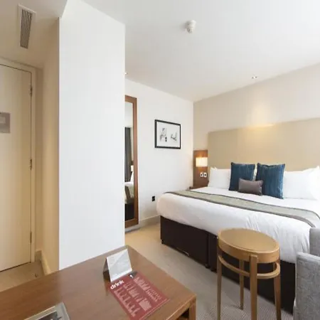 Hotel Thistle Trafalgar - Leicester Square