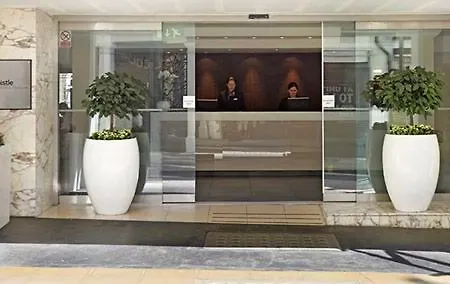 Hotel Thistle Trafalgar - Leicester Square