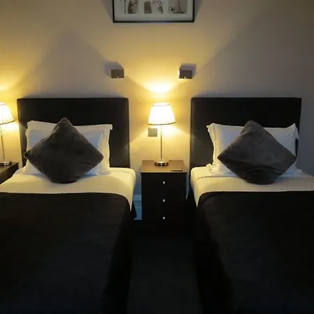 Knightsbridge Hotel