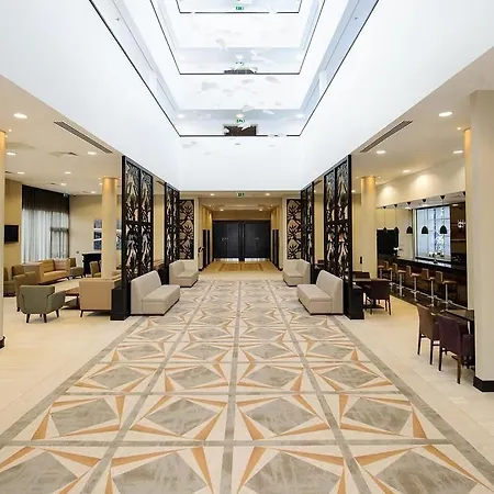 Heston Hyde 4*