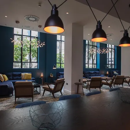 Apex Of 4* London