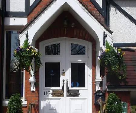 Hotel Gidea Park