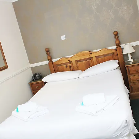 Hotel Gidea Park 3*