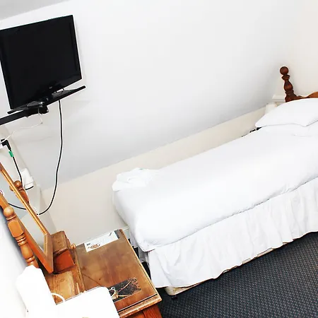 Hotel Gidea Park