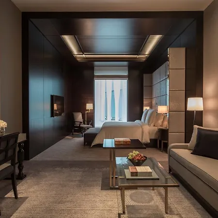 Four Seasons At Tower Bridge Hotel