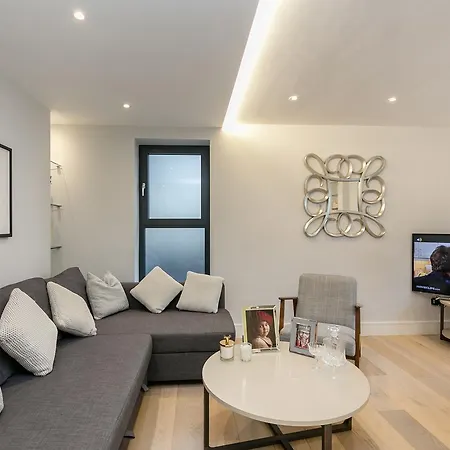Stylish 3br Bohemian Retreat By Portobello Apartamento