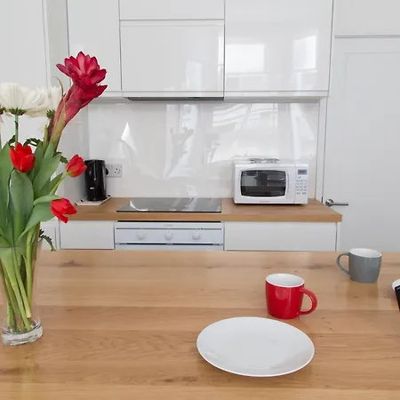 Finborough Apartament