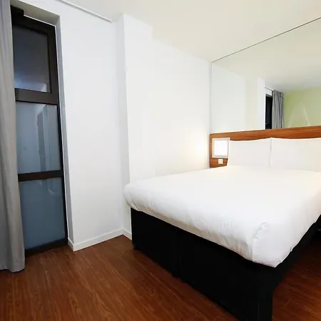 Point A Liverpool Street 3* Londres