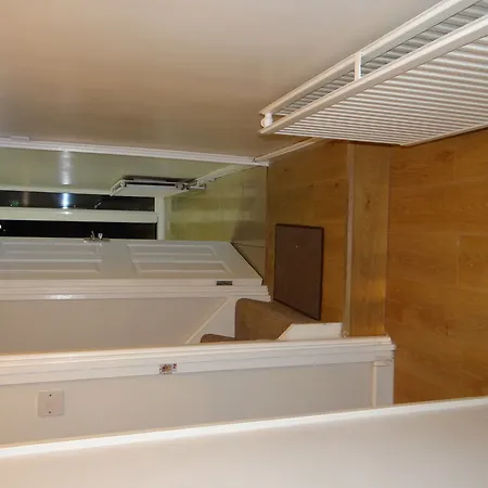 Гостевой дом Vallance Road House 2*