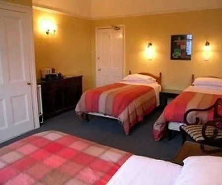 Guest house Dillons London