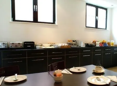 Hotel Avni Kensington London