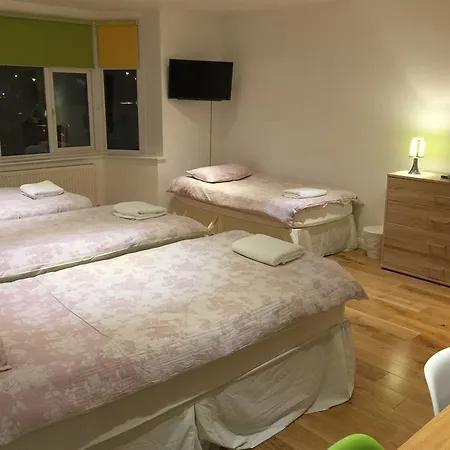 Hazel Guest house 3*