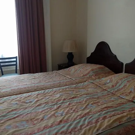 Hotel The Continental London