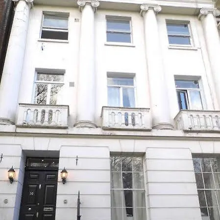36 Hyde Park Gate Inn
