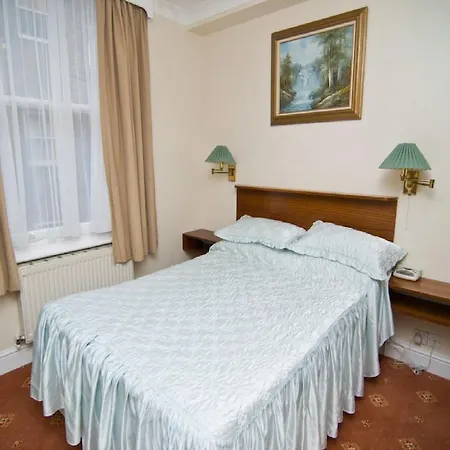 St George's Hotel Londýn