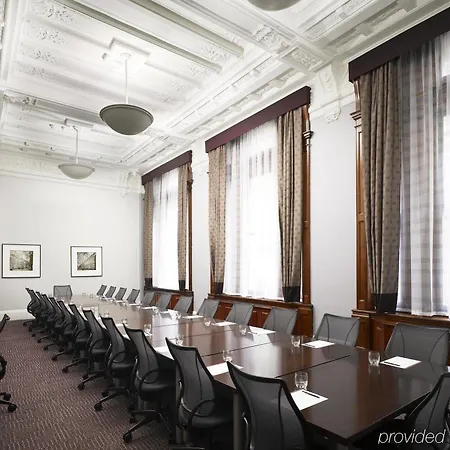 The Grand At Trafalgar Square 4* Londres