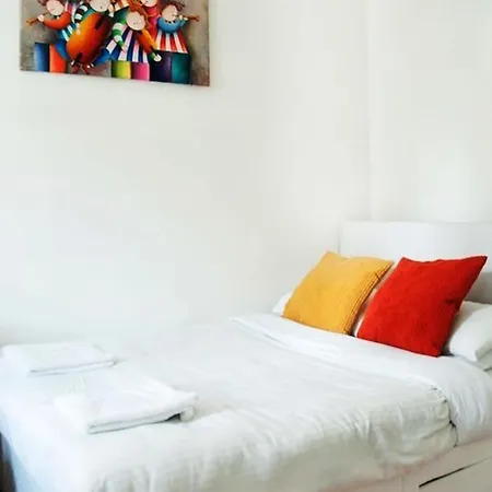 Capital Host- Apartments Euston * London