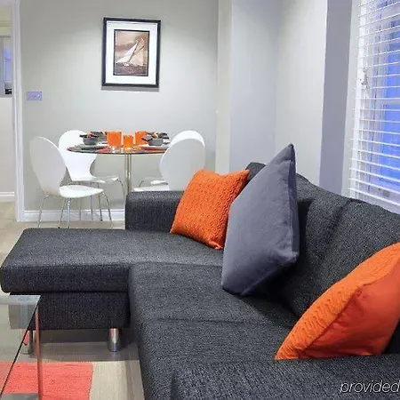 Smart Covent Garden Apartment London