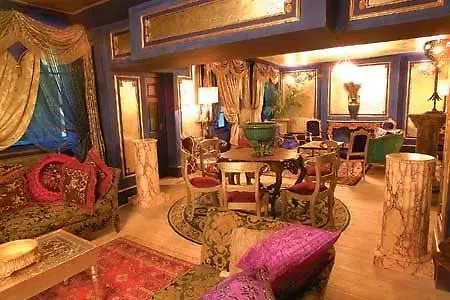 Pavilion Hotel London