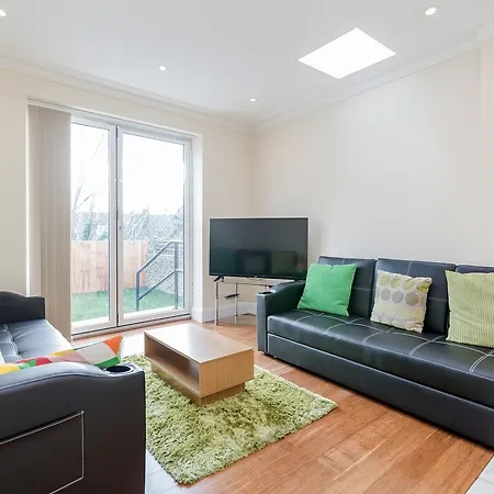Heritage Gardens Apartment