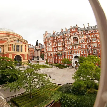 Beit Hall London