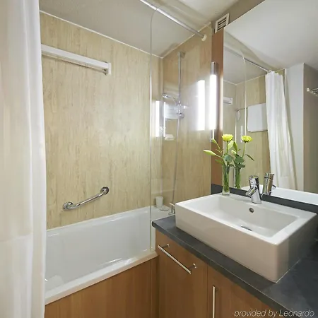 Citadines Barbican 4*