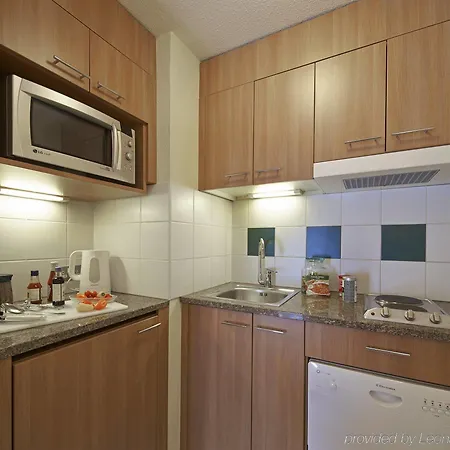 Citadines Barbican Aparthotel 4*