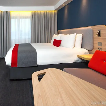 Holiday Express Greenwich By Ihg Hotel
