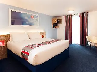 Hotel Travelodge London 3*