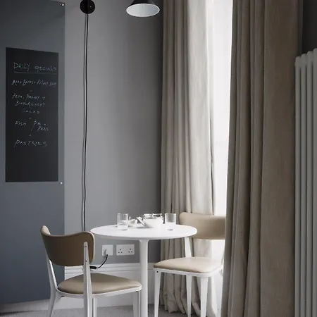 The Laslett Hotel 5*