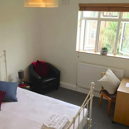 Hotel Balfern London