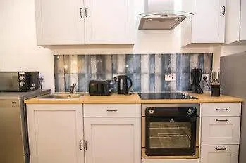 Wharf - Vintage Central 3* London